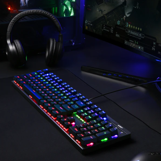Aukey KM-G6 Mechanical Gaming Keyboard RGB Backlit Keys Blue Switch - Italian Layout 